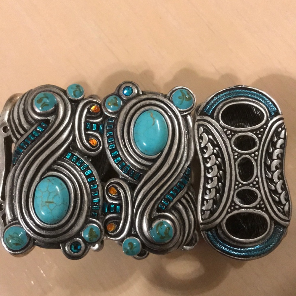 Beautiful Chicos Statement Bracelet - image 6